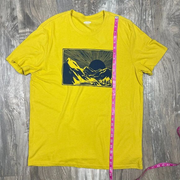 Old Navy Mens Short Sleeve Graphic T-Shirt Large Yellow Mountains - Picture 6 of 6